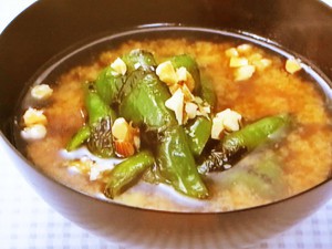 焼きピーマンのみそ汁