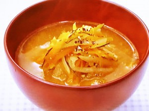じゃがいもとかぼちゃのみそ汁