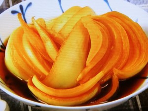 新玉ねぎの酢しょうゆ漬け