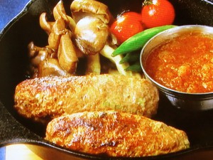 新ごぼうのロールハンバーグ
