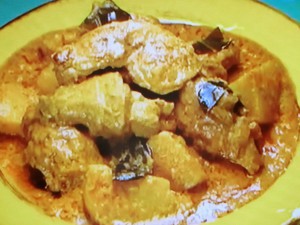 もこみち流 骨付き鶏もも肉のココナツカレー