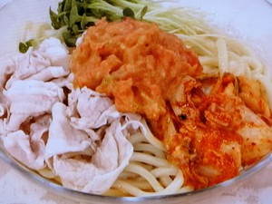 トマトシャーベットの豚しゃぶキムチうどん