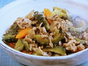 ゴーヤと豚肉の豆チ煮