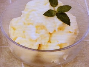 パイナップルのヨーグルトシャーベット