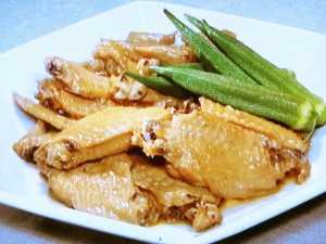 鶏手羽先のやわらか煮