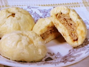 ジューシー肉まん