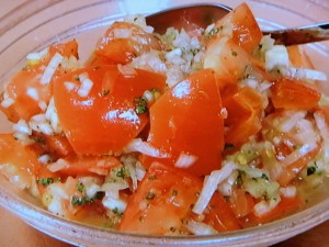角切りトマトのサラダ