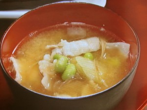 みょうがと枝豆の豚汁