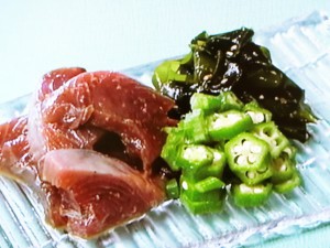 酔っぱらいガツオ オクラ添え