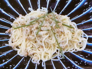 サーディンと梅肉の冷やし中華