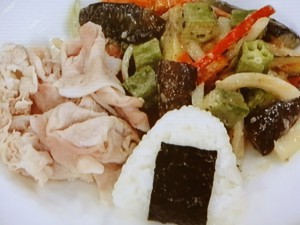 みそとごまの和風サラダディナー