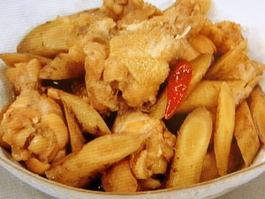 鶏手羽元とごぼうのさっぱり煮