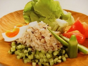 雑穀ライスサラダ