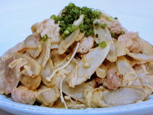 こってり旨☆豚肉とごぼうの味噌マヨ炒め