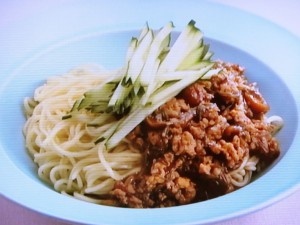 めかぶとナメコのジャージャン麺