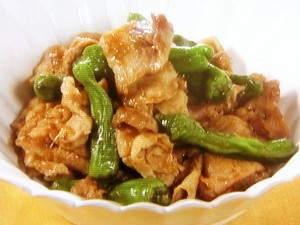 豚こまとししとうのしょうが焼き