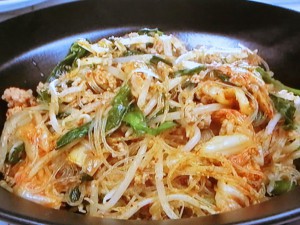 豚肉とキムチのレンジ蒸し