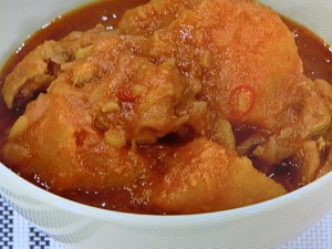 さつまいもと鶏肉のカレー煮