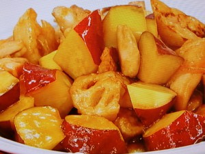 簡単デリ♪鶏れんこんさつまいもの甘酢炒め